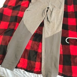 Nike Pro workout leggings